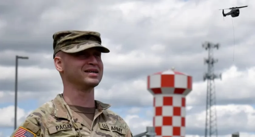 Zdjęcie: Testu drona Black Hornet/Armia amerykańska
